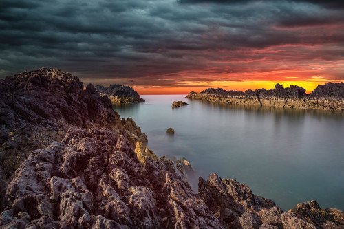 pembrokeshire-coast-wales-sunset-rocks-ocean-sea-long-exposure